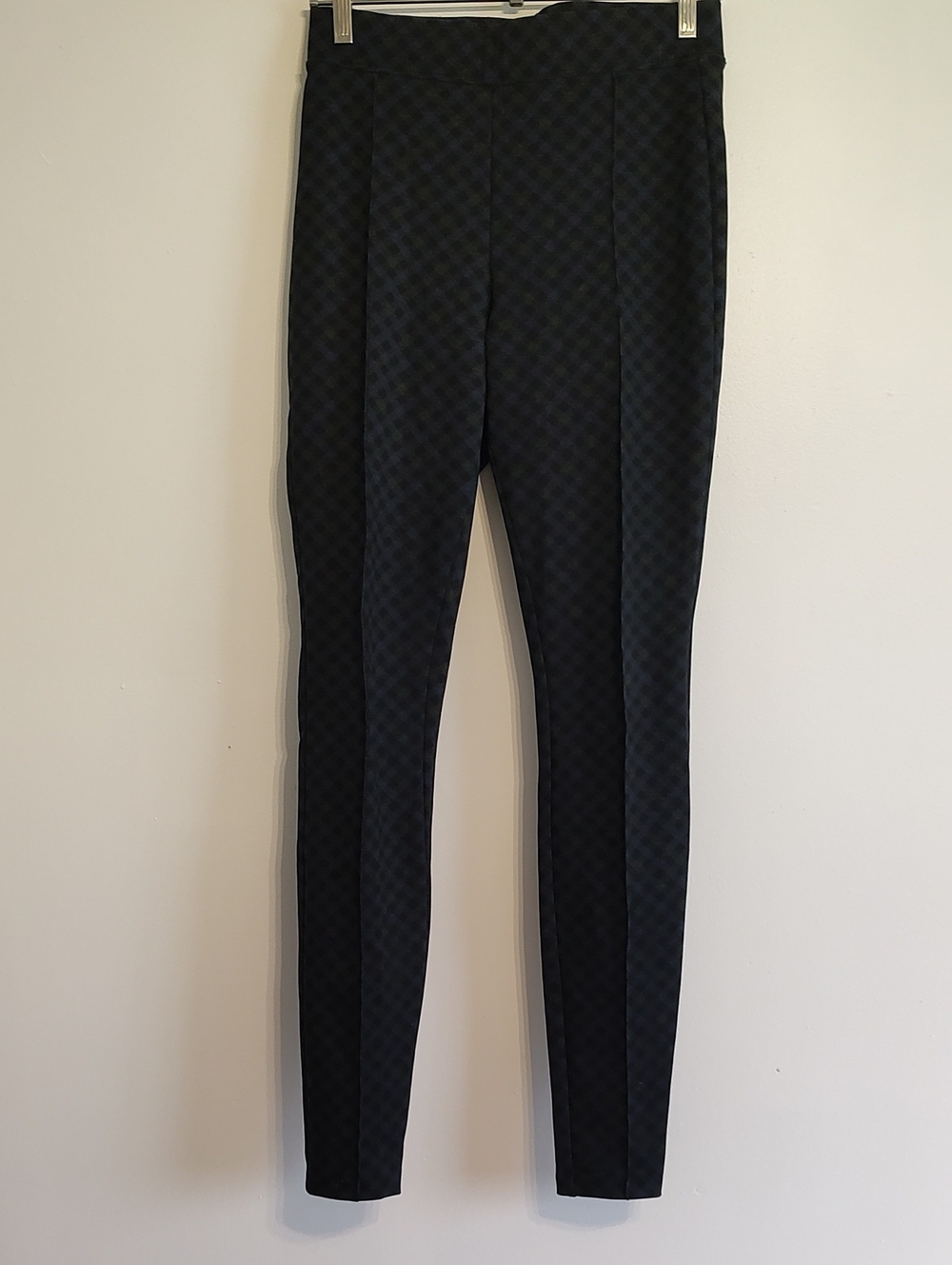 Old Navy Stevie Plaid Ponte Leggings in Black and Navy Blue And Green